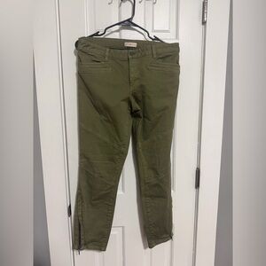 Tory Burch Olive Green Moto Pants Ankle Zip Size 32. No size tag.